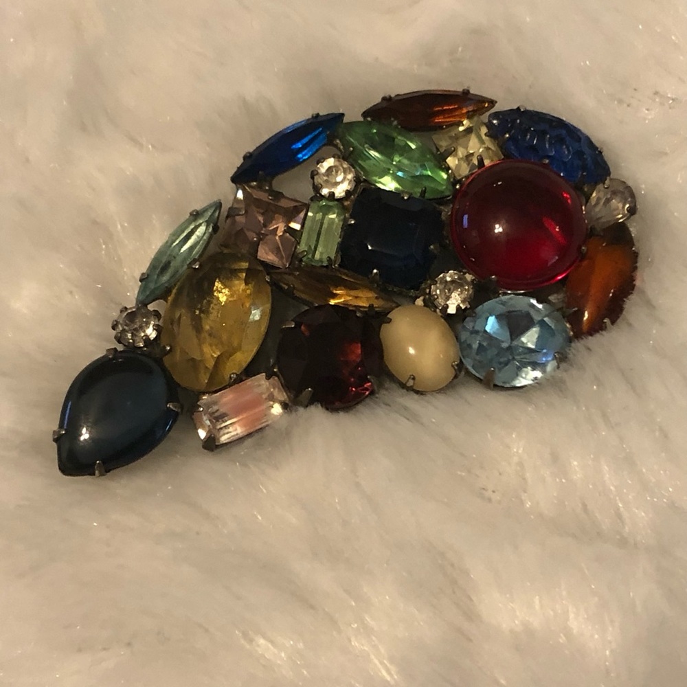 Vintage multi stone pin brooches